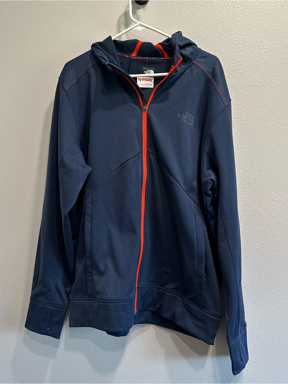 NWT The North Face Men's Navy Blue Hooded Zip Sweatshirt with Red Trim,XL